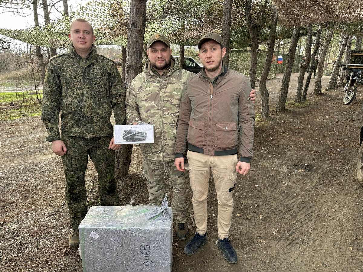 30 тонн гуманитарного груза отправили свердловские предприниматели по инициативе компании SHISHKIN 