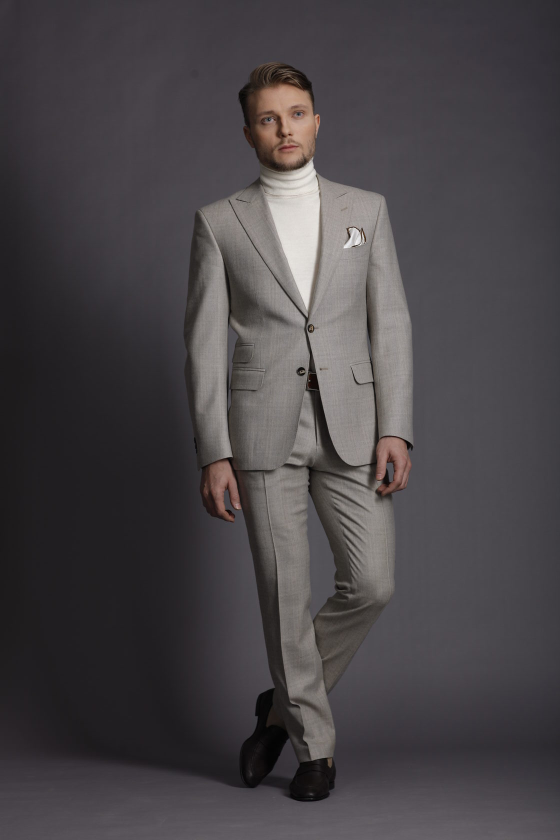 Свадебный костюм