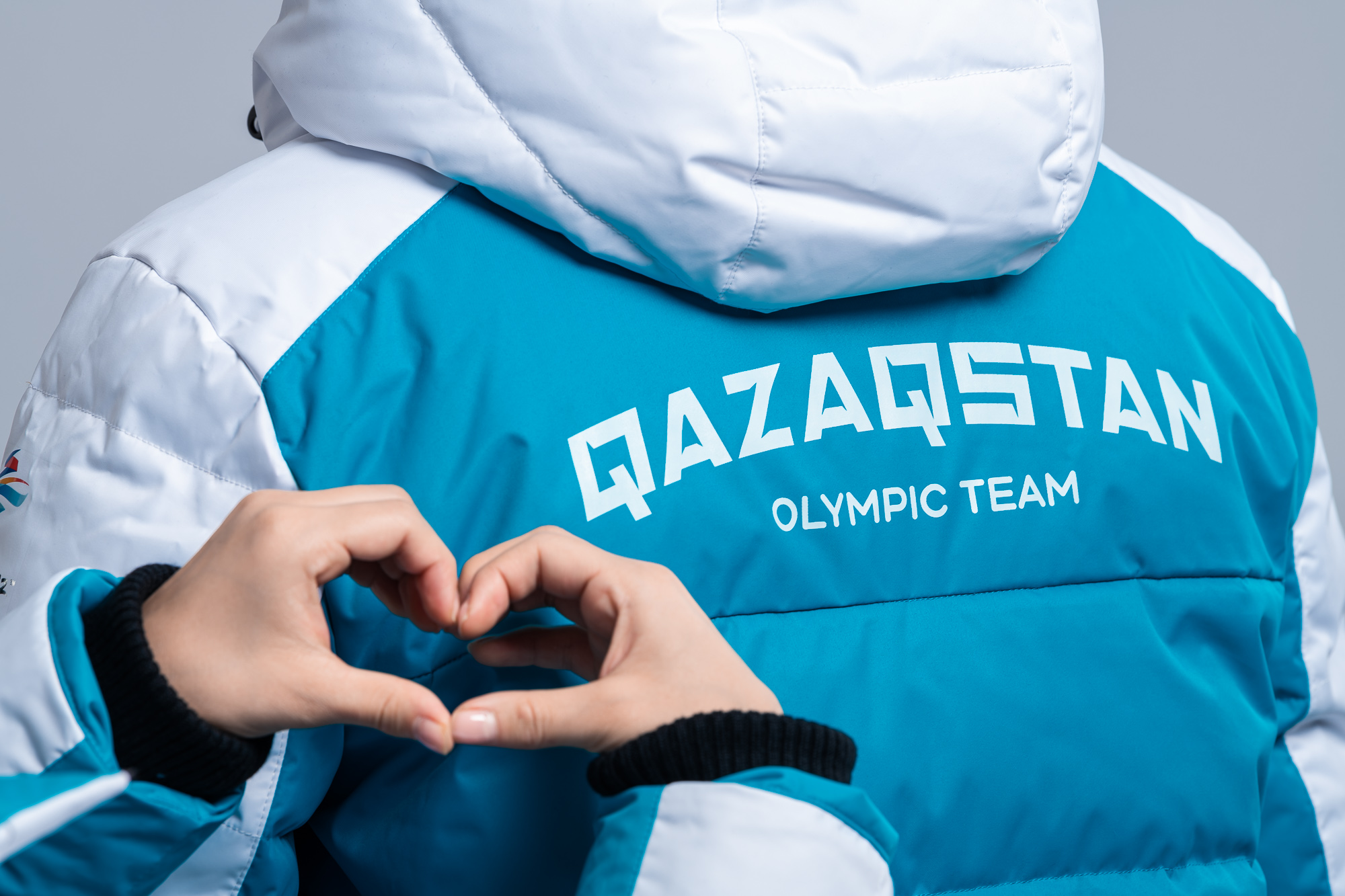 Российский дизайнер создал олимпийскую форму для сборной Казахстана